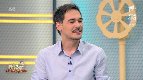 Râzi cu lacrimi! Ce ascultă Dani Oțil, dimineața, în mașină: "Amalia, tu știi piesa "Bagaboantă-i soacră-mea"? Nu ştii cine este Sandu Ciorbă?"