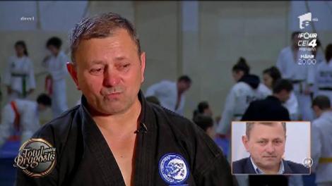 Mai mult "maestru", decât tată! Un polițist s-a apucat de Ju Jitsu după ce părinţii i-au fost agresaţi în parc