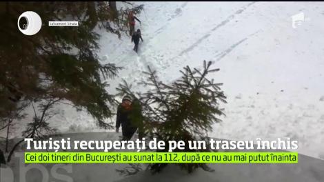 Operaţiune dificilă a salvamontiştilor din Sinaia, după ce doi turişti s-au aventurat la o altitudine de 1.800 de metri, în Valea Vânturiş!