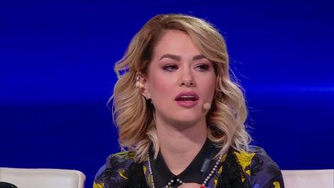 ANGELO vs ALEX. ”Ești precum un baschetbalist de 1.30 metri care vrea să dea la coș cu giganții!”