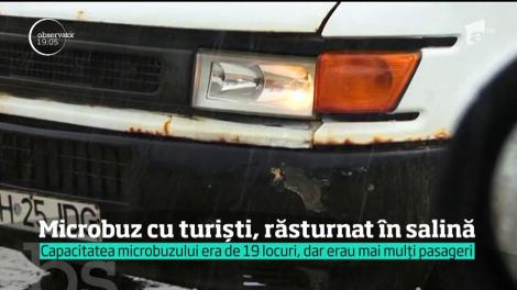 Un microbuz plin cu turişti s-a răsturnat în salina Slănic Prahova, în tunelul care coboară 200 de metri în subteran