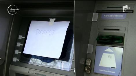 Accident neobişnuit la Oradea. Un băieţel de doi ani s-a electrocutat, după ce a pus mâna pe un bancomat