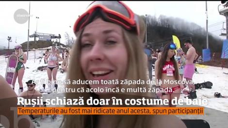 1800 de ruși au schiat în costume de baie, în staţiunea Soci