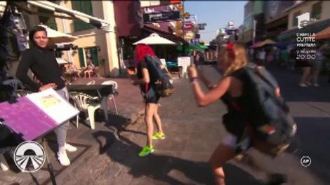 Cea mai grea probă! Poza cu "lady boy" în baie!