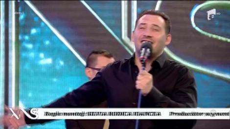 Ștefan Stan cântă, la Xtra Night Show, melodia "Viață"