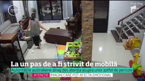 Scene șocante &icirc;n Australia! Un copil a fost la un pas să fie strivit de un dulap