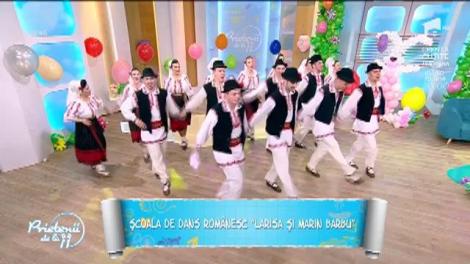 Au impresionat! Școala de dans românesc ”Larisa și Marin Barbu”, spectacol la Prietenii de la 11