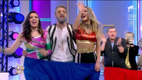 Moment amuzant pe terenul de la Neatza. Fetele joacă fotbal cu Gianluca, în aceeași pereche de pantaloni!