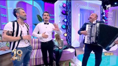 "Vezi să nu greșești buzunarul, băiatul meu". Iulian de la Ciocănești, dedicație fără număr pentru Gianluca Vacchi: ”De vrei să te primim cu preș / Noi vrem banii numai cash”