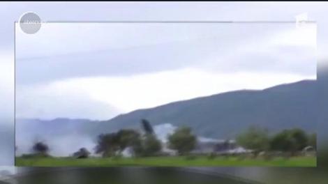 Tragedie aeriană de proporţii în Algeria. Un avion militar s-a prăbuşit la o bază militară din nordul ţării