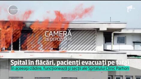 Bolnavi operaţi pe inimă, evacuaţi pe tărgi. Au fost flăcări uriaşe în cel mai mare spital de Boli Cardiovasculare din Moldova