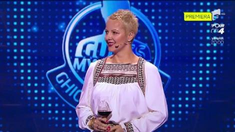 N-ai cum! O doamnă somelier, de o frumusețe impresionantă, le-a dat "o gură de vin" cu noroc: "Ce fac? Beau!"