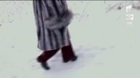 Ninge ca-n povești, iar Ozana Barabancea caută, din casă în casă, cea mai frumoasă mândruță. Dar vremea nu ține cu ea: "Am crezut că mă doboară frigul"