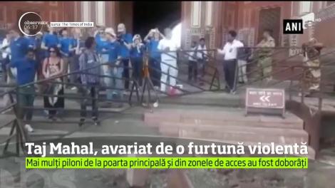 O furtună cu grindină a făcut ravagii în India