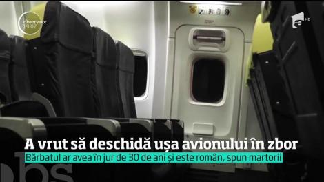 Incident grav, la bordul unui avion. Un  român a forțat ieșirea de urgență, în timpul zborului. Pasagerii, în pericol!