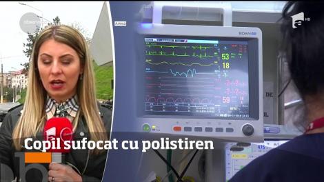 Sute de copii se joacă cu așa ceva. Un băieţel de nici trei ani, din Suceava, a murit după ce a înghițit o bucată de...