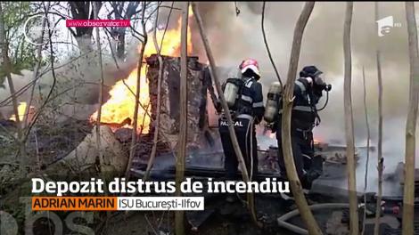 Incendiu puternic pe o stradă din sectorul 3 al Capitalei