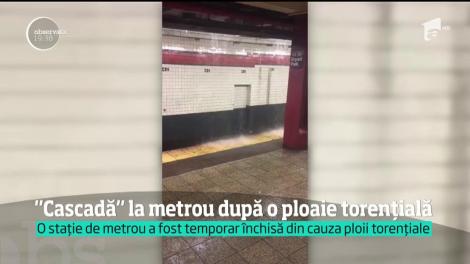 O ploaie torenţială a format o adevărată cascadă la metroul din New York! Apa a pătruns chiar şi &icirc;n vagoane şi i-a luat prin surprindere pe pasageri