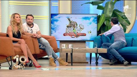 Flavia are nevoie de ajutorul lui Dani într-o mică scenetă: "Asta presupune că ne-am pupat cel puțin o dată?"