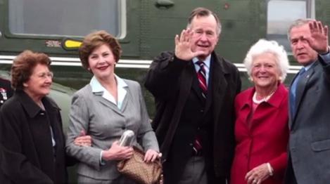 BREAKING NEWS. Informația dimineții. A MURIT! Fosta primă doamnă a Statelor Unite, Barbara Bush, a &icirc;ncetat de viață la 92 de ani!