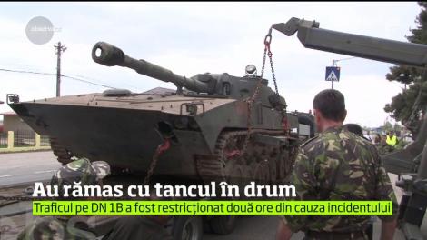 Au rămas cu tancul în drum