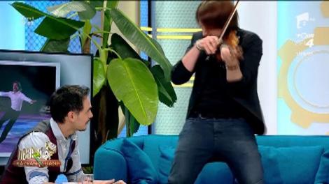 Ce moment! Răzvan Simion și Edvin Marton cântă împreună una dintre cele mai tari piese din istoria muzicii. „We will rock you” în super-varianta de la „Neatza””