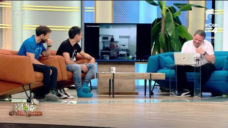 Smiley News! Iluzionistul și polonicul