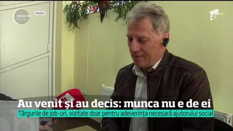 Bursa locurilor de muncă a fost luată cu asalt de asistaţii sociali. Niciunul nu şi-a căutat &icirc;nsă de muncă