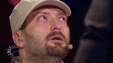 Canadianul Yan Markson, născut în Republica Moldova, cu o copilărie trăită într-un circ din Rusia,  îi sperie pe jurații. „Te face cu capul!”