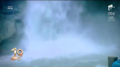 Smiley News. Cel mai periculos drum din Nepal