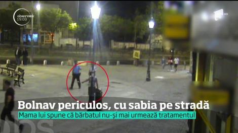 Scene terifiante în centrul Capitalei! Un bărbat, filmat în timp ce umbla înarmat cu o sabie!  Ce a declarat în fața anchetatorilor