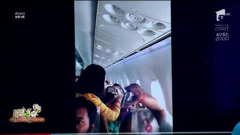 Smiley News. O fereastră a unui avion s-a desprins în timpul zborului