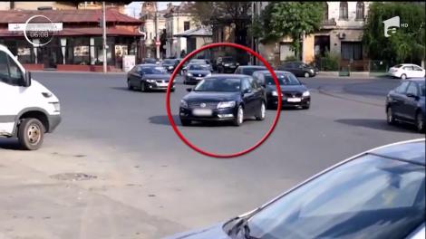 Şi-a parcat maşina în mijlocul unei intersecţii aglomerate din Capitală şi a "uitat" de ea peste noapte