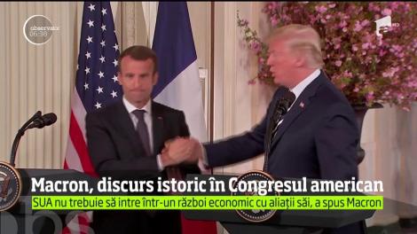Emmanuel Macron a avut parte de o primire călduroasă în Congresul american, acolo unde a susţinut un discurs istoric în faţa camerelor reunite