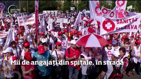 Mii de angajaţi din spitale protestează din cauza haosului din sănătate