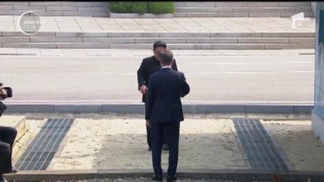 Coreea de Nord şi Coreea de Sud au anunţat încheierea conflictului. Întâlnirea istorică a fost marcată şi de momente amuzante