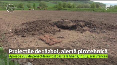 Aproape 200 de proiectile din Al Doilea Război Mondial au fost descoperite de un bărbat care lucra pe un câmp din Gherla