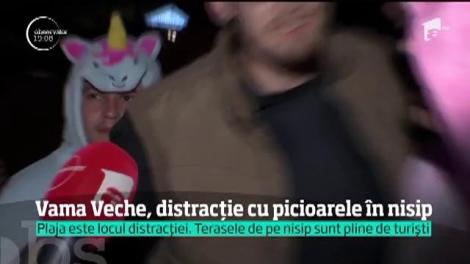 Vama Veche, distracție cu picioarele în nisip