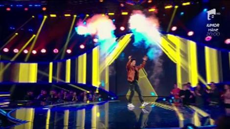 Duel. Madcon - "Beggin". Vezi cum cântă Dragoș Udilă, la "The Four - Cei 4"!