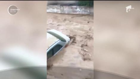 Inundații violente în Iordania. Sute de oameni au fost evacuaţi din zonele afectate