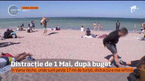 Distracție de 1 Mai, după buget. În Vama Veche, unde sunt peste 17 mii de turiști, distracția e mai ieftină