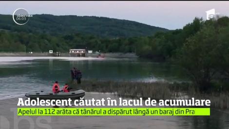 Un tânăr de 17 ani a fost căutat ore în şir într-un lac de acumulare de lângă Vălenii de Munte! 24 de salvatori speră imposibilul: să îl găsească în viață!