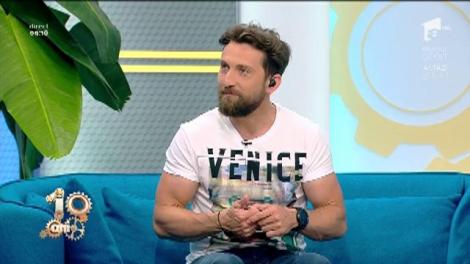 Dani Oțil, supărat foc pe cei care au lăsat gunoiul pe plaja din Vama Veche: „Suntem bio, eco, dar de fapt suntem niște murdărei infecți!”