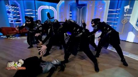 Școala &rdquo;Fantastic Art&rdquo;, dans, măști și mișcări spectaculoase, pe scena de la Neatza