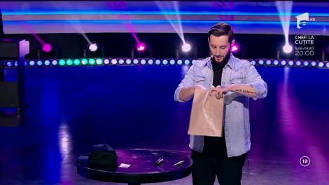 Mihai, ți-a plăcuuuuut! Și-a adus soția la iUmor, ca să-l imite pe Bendeac: "Hei, heeei, tu vei câștiga sezonul ăsta!"