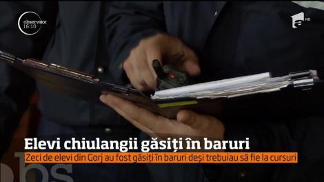 România, încotro? Elevii chiulangii găsiți în baruri. Cu cafeaua pe masă și țăgările în buzunar, liceenii nu voiau să meargă la ore.