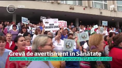 Sute de spitale au intrat în grevă: zeci de mii de angajaţi din Sănătate au protestat în toată ţara, nemulţumiţi că le-au scăzut veniturile