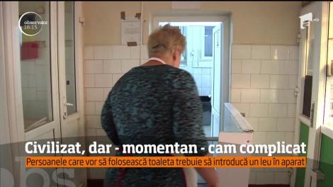 Civilizat, dar, momentan, cam complicat pentru brăileni. A fost amplasată la intrarea într-o toaletă publică