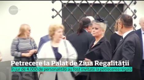 Petrecere fastuoasă de Ziua Regalităţii, în grădina Palatului Elisabeta