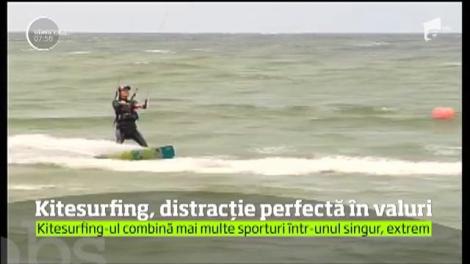 Kitesurfing, distracție perfectă în valuri